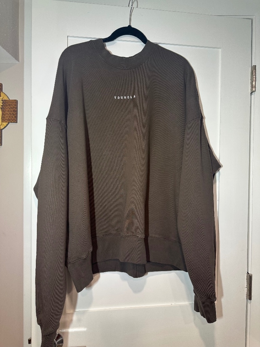 YoungLa crewneck